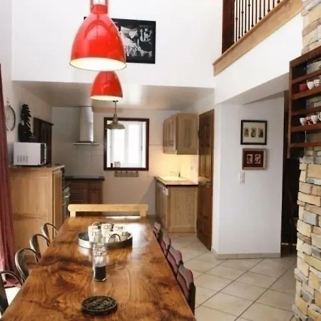 House Martirenia 2 *